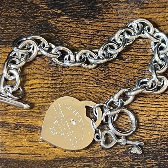 Silver Heart Charm Bracelet and Necklace Set - Picture 10 of 11